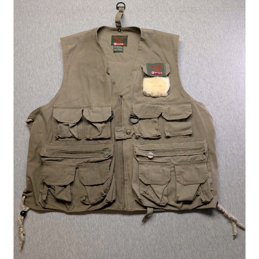 Vintage Garcia Fishing Vest w/ Patches Outer Banks NC, Penn Reels, Poe's, more